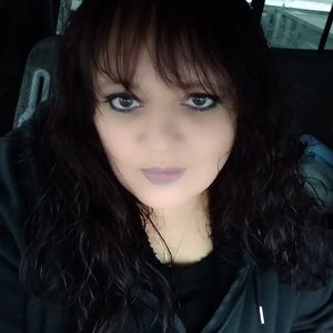 Meet your Posher, Kaleigh